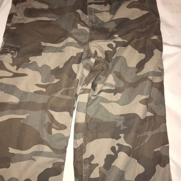 Camouflage pants - Picture 2 of 5